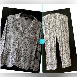 TAHARI NWT PJ’ Set Gray Leopard Print